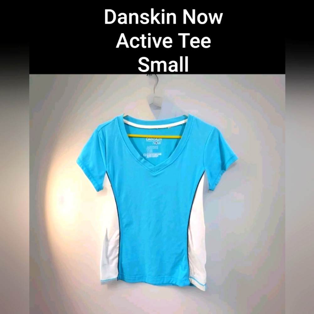 🔥🔥Danskin Now Active Tee Womens Fitted Short Sleeve T Shirt Size Small
